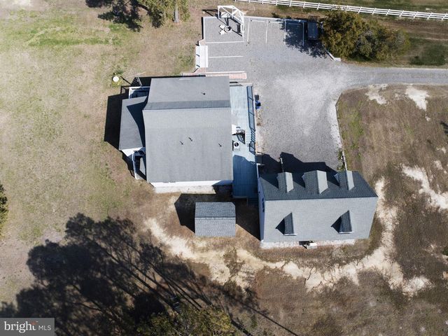 1887 POINT BREEZE DR, Hudgins, VA 23076