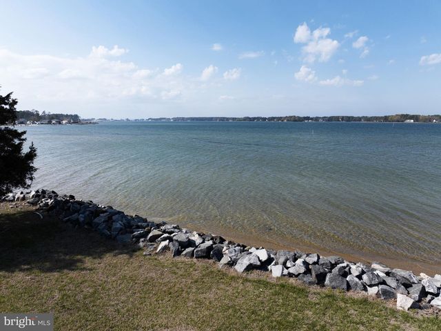 1887 POINT BREEZE DR, Hudgins, VA 23076