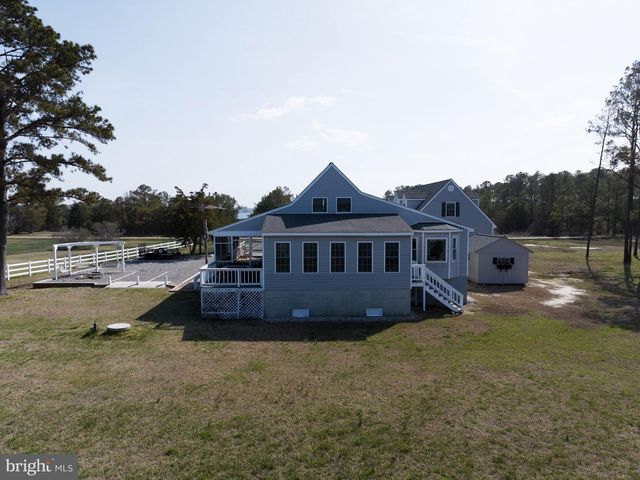 1887 POINT BREEZE DR, Hudgins, VA 23076