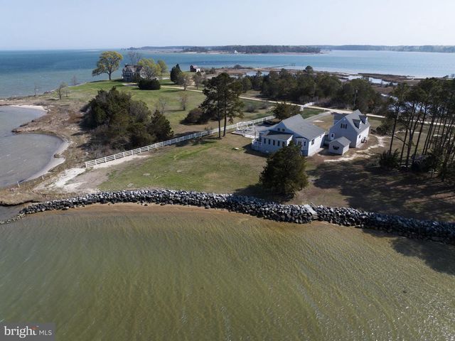 1887 POINT BREEZE DR, Hudgins, VA 23076