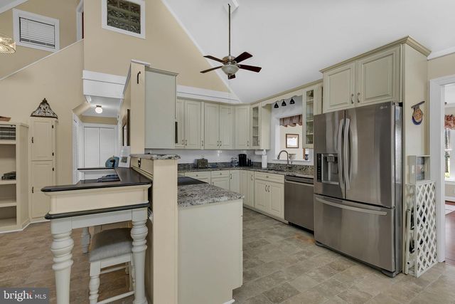 1887 POINT BREEZE DR, Hudgins, VA 23076