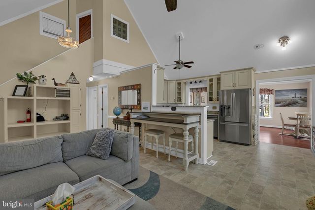 1887 POINT BREEZE DR, Hudgins, VA 23076