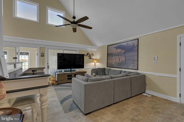 1887 POINT BREEZE DR, Hudgins, VA 23076