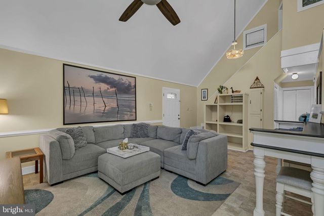 1887 POINT BREEZE DR, Hudgins, VA 23076