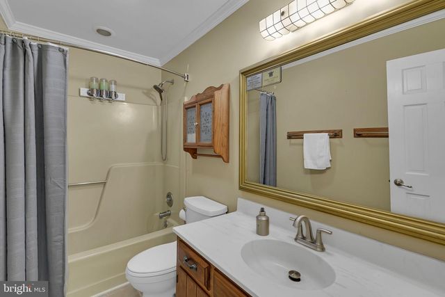 1887 POINT BREEZE DR, Hudgins, VA 23076