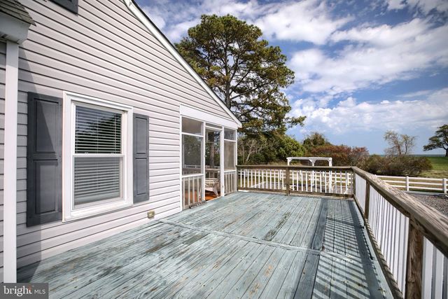 1887 POINT BREEZE DR, Hudgins, VA 23076