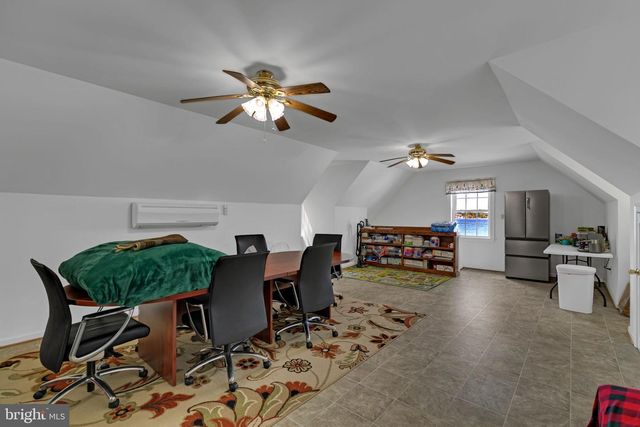 1887 POINT BREEZE DR, Hudgins, VA 23076