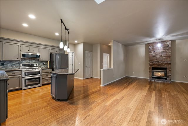 7848 Schoolhouse Avenue NW, Gig Harbor, WA 98335