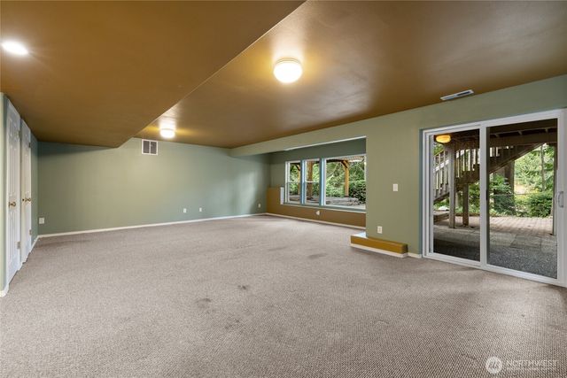 7848 Schoolhouse Avenue NW, Gig Harbor, WA 98335