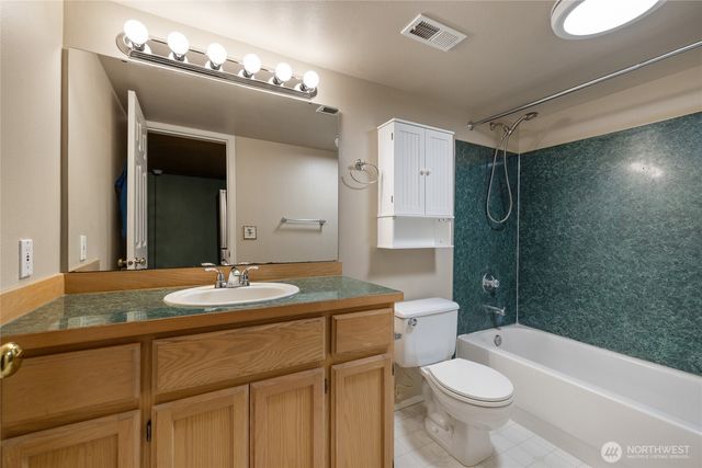 7848 Schoolhouse Avenue NW, Gig Harbor, WA 98335