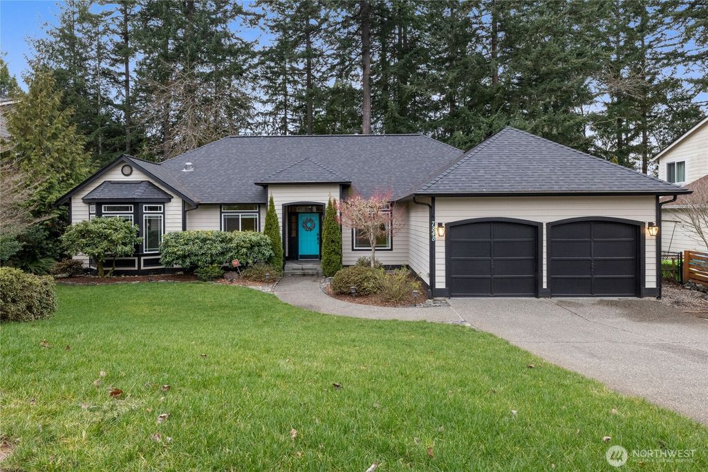 7848 Schoolhouse Avenue NW, Gig Harbor, WA 98335