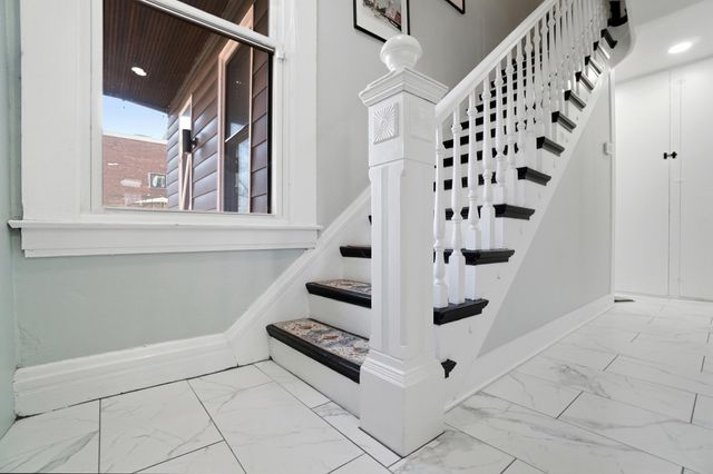 515 W 9th Street, Covington, KY 41011