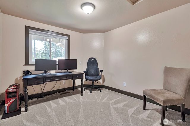 21522 SE 292nd Court, Kent, WA 98042