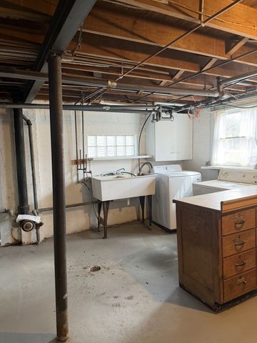 816 Rosedale Terrace, Crete, IL 60417