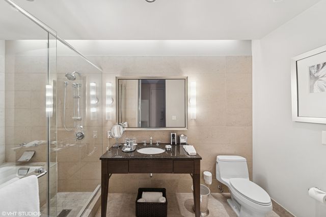 401 N Wabash Avenue 31B, Chicago, IL 60611