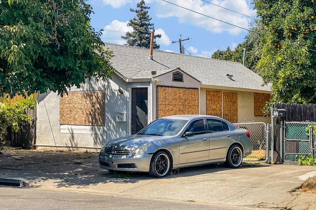 636 Andrew St, West Sacramento, CA 95605