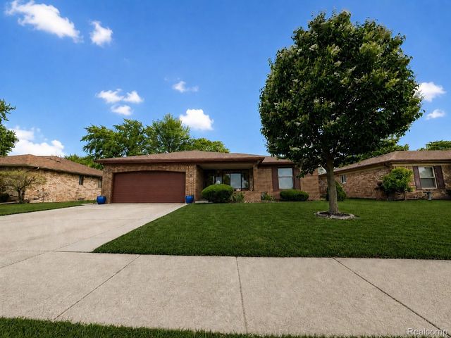 39217 Bramblebush Court, Clinton Charter Township, MI 48038