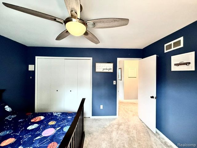 39217 Bramblebush Court, Clinton Charter Township, MI 48038
