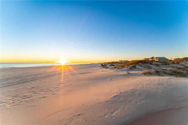 645 Plantation Road 6102, Gulf Shores, AL 36542