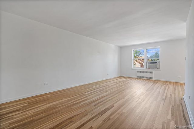 162-01 Powells Cove Boulevard 3N, Beechhurst, NY 11357