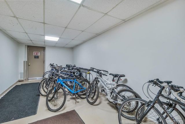 162-01 Powells Cove Boulevard 3N, Beechhurst, NY 11357