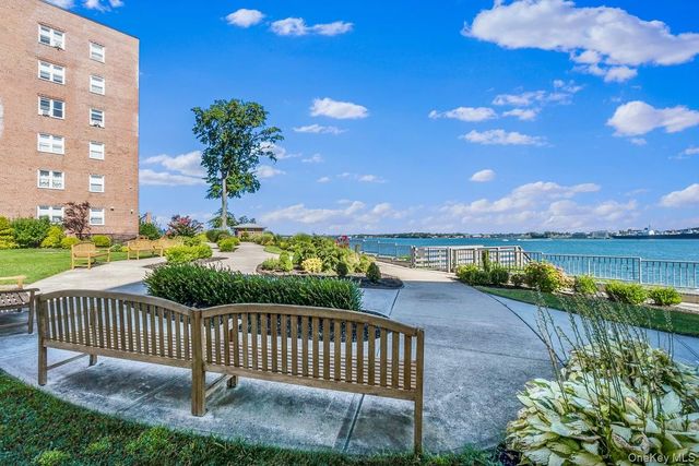 162-01 Powells Cove Boulevard 3N, Beechhurst, NY 11357