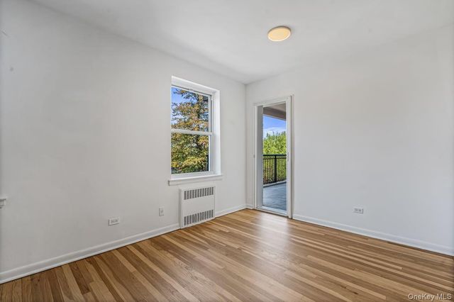162-01 Powells Cove Boulevard 3N, Beechhurst, NY 11357