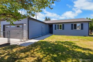 128 Glacier Avenue S, Pacific, WA 98047