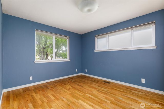 672 SE 4th Avenue, Oak Harbor, WA 98277