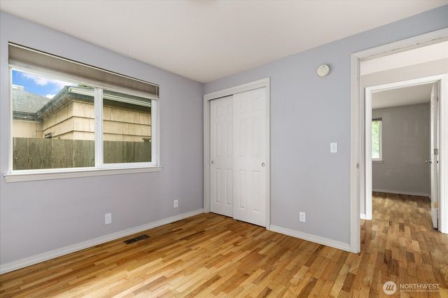 672 SE 4th Avenue, Oak Harbor, WA 98277
