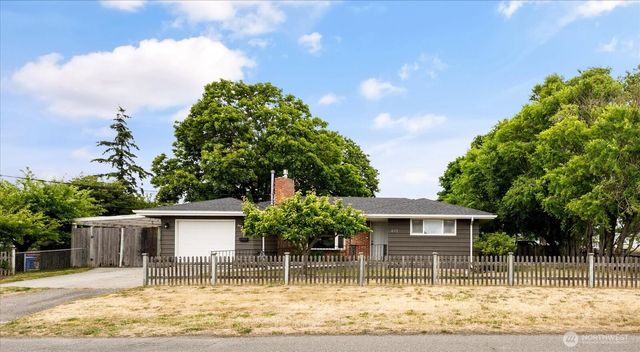 672 SE 4th Avenue, Oak Harbor, WA 98277