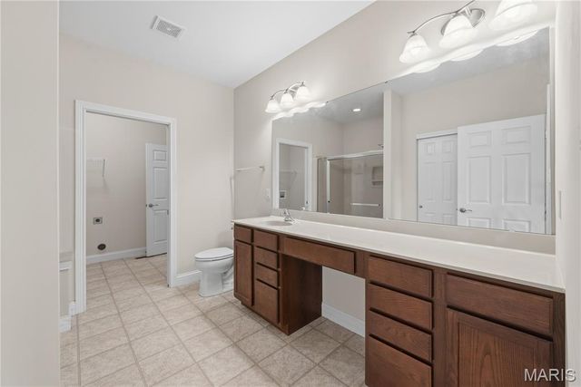 1236 Emerald Gardens Drive, St Peters, MO 63376