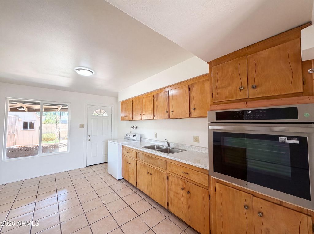 3115 N 53RD Drive, Phoenix, AZ 85031 — photo 2