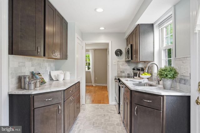 528 S OLD MIDDLETOWN RD, Media, PA 19063