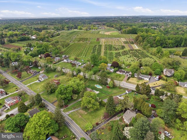 528 S OLD MIDDLETOWN RD, Media, PA 19063