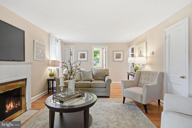 528 S OLD MIDDLETOWN RD, Media, PA 19063