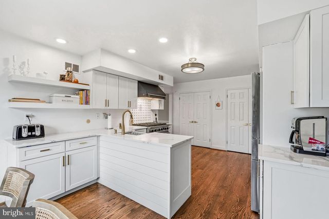 644 ROBINSON LN, Haverford, PA 19041