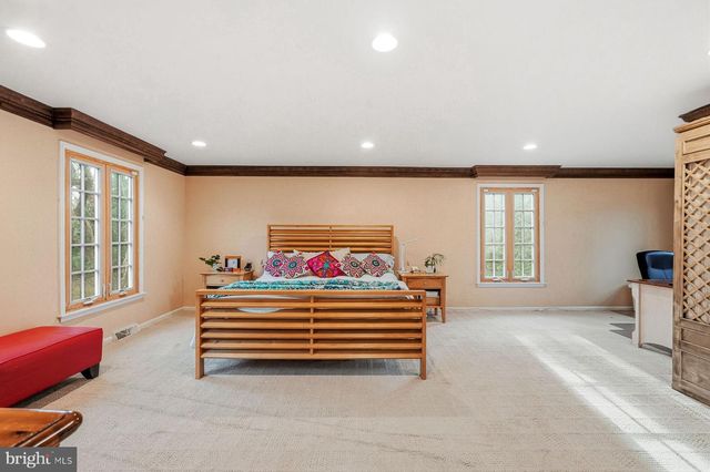 644 ROBINSON LN, Haverford, PA 19041