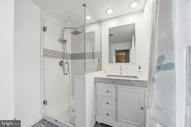 644 ROBINSON LN, Haverford, PA 19041