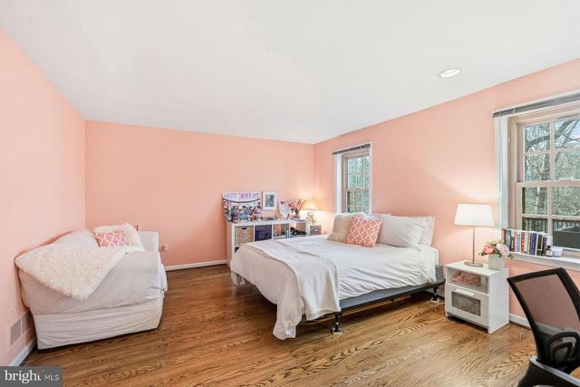 644 ROBINSON LN, Haverford, PA 19041