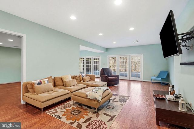 644 ROBINSON LN, Haverford, PA 19041