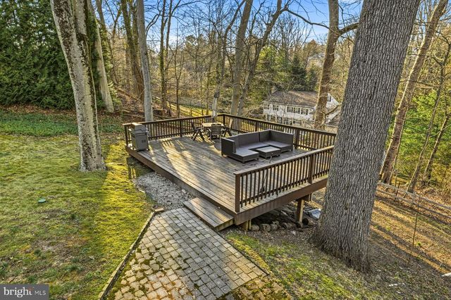 644 ROBINSON LN, Haverford, PA 19041
