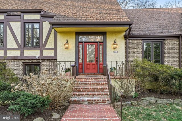 644 ROBINSON LN, Haverford, PA 19041