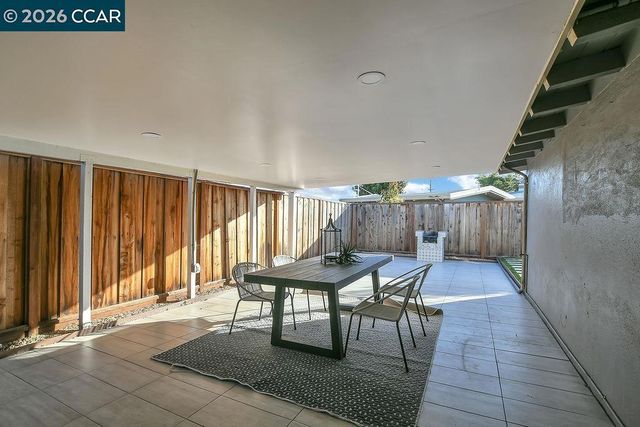 26827 Peterman Ave, Hayward, CA 94545