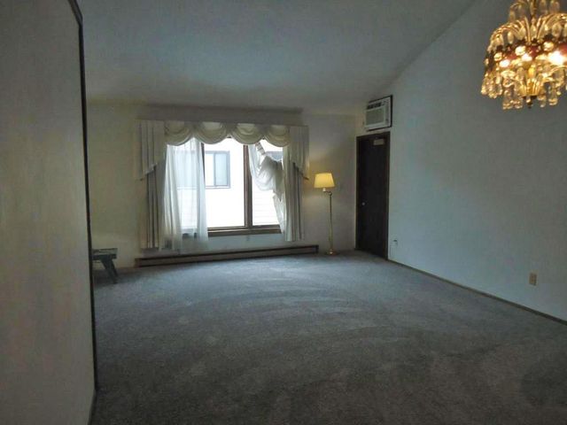 804 S 10 Street S A-4, Fargo, ND 58103