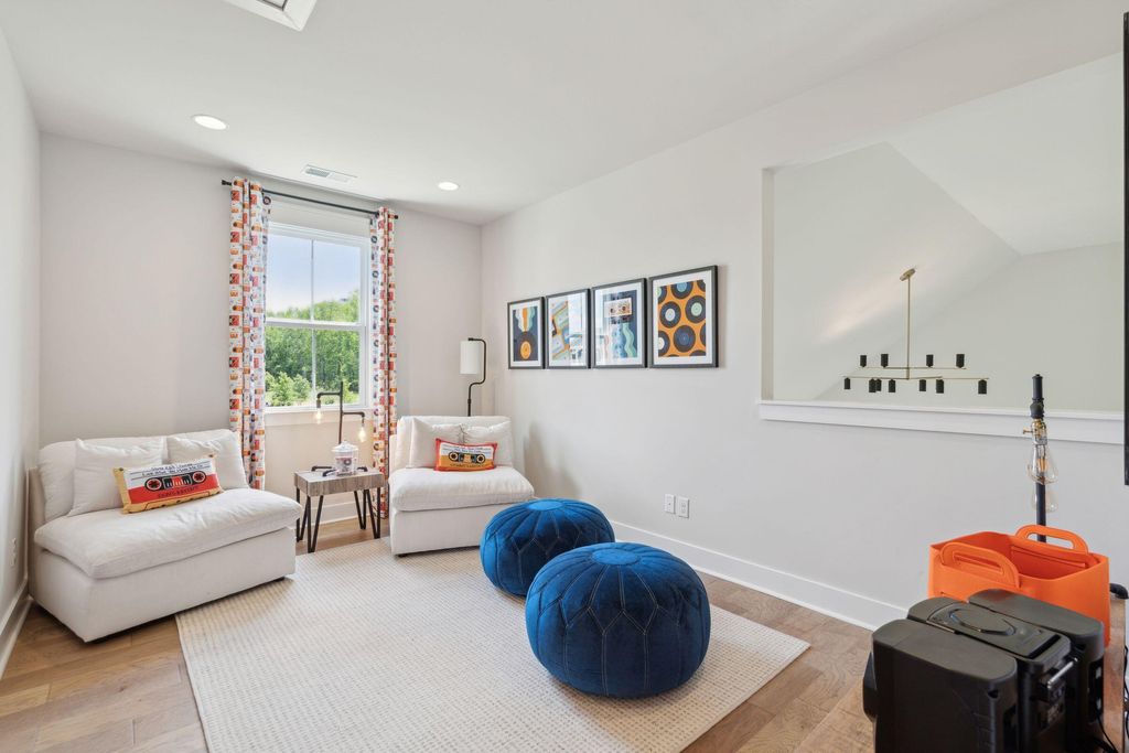 Image 22 of property listing at 700 Twinflower Lane, Summerville, SC 29486