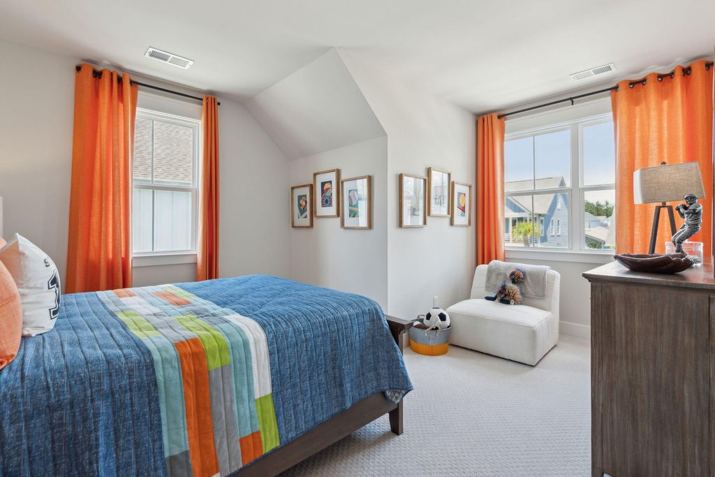 Image 27 of property listing at 700 Twinflower Lane, Summerville, SC 29486