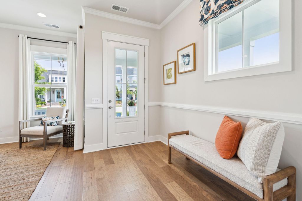 Image 3 of property listing at 700 Twinflower Lane, Summerville, SC 29486