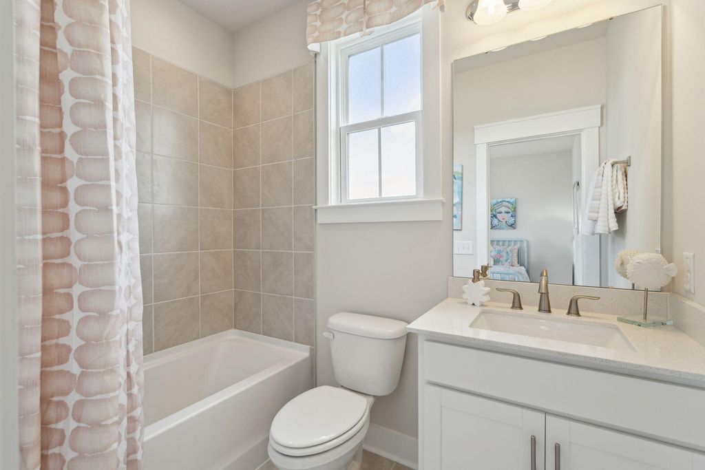 Image 31 of property listing at 700 Twinflower Lane, Summerville, SC 29486