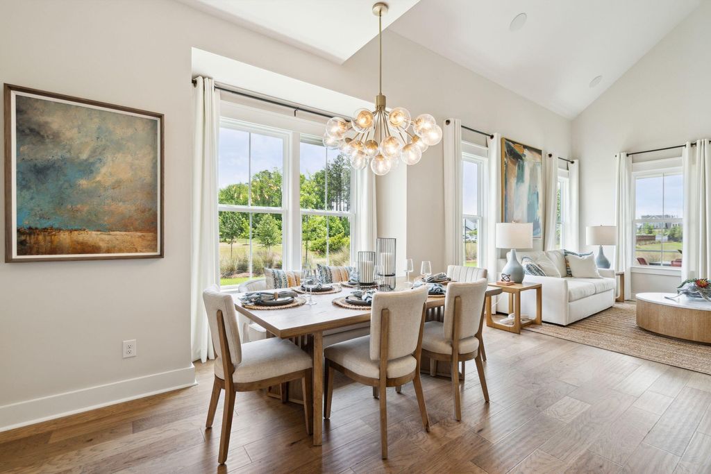 Image 4 of property listing at 700 Twinflower Lane, Summerville, SC 29486